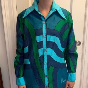 Vintage VERA top. Size 12.